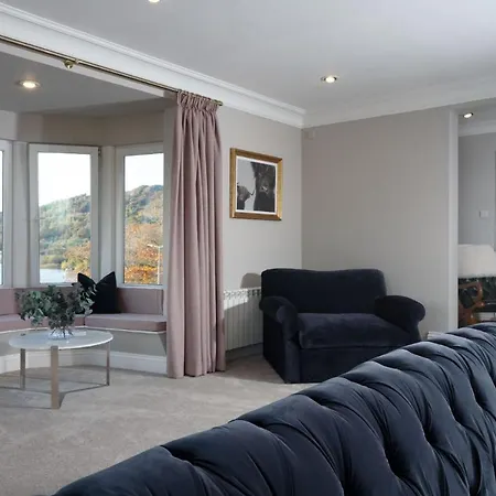 Brand New - Contemporary - 2 Bedroom - 2 Bathroom - Spacious - Views * Ambleside