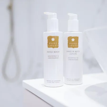 Brand New - Contemporary - 2 Bedroom - 2 Bathroom - Spacious - Views Lejlighed Ambleside