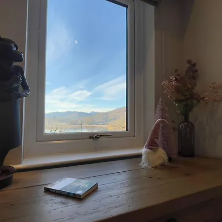 Brand New - Contemporary - 2 Bedroom - 2 Bathroom - Spacious - Views 公寓 安布尔塞德