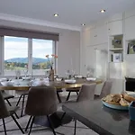 Brand New - Contemporary - 2 Bedroom - 2 Bathroom - Spacious - Views