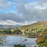 Brand New - Contemporary - 2 Bedroom - 2 Bathroom - Spacious - Views דירה